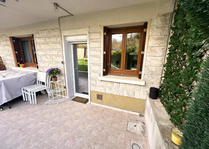 Appartement Calme Antony, Terrasse, Vue Jardin, Proche Paris Et Orly