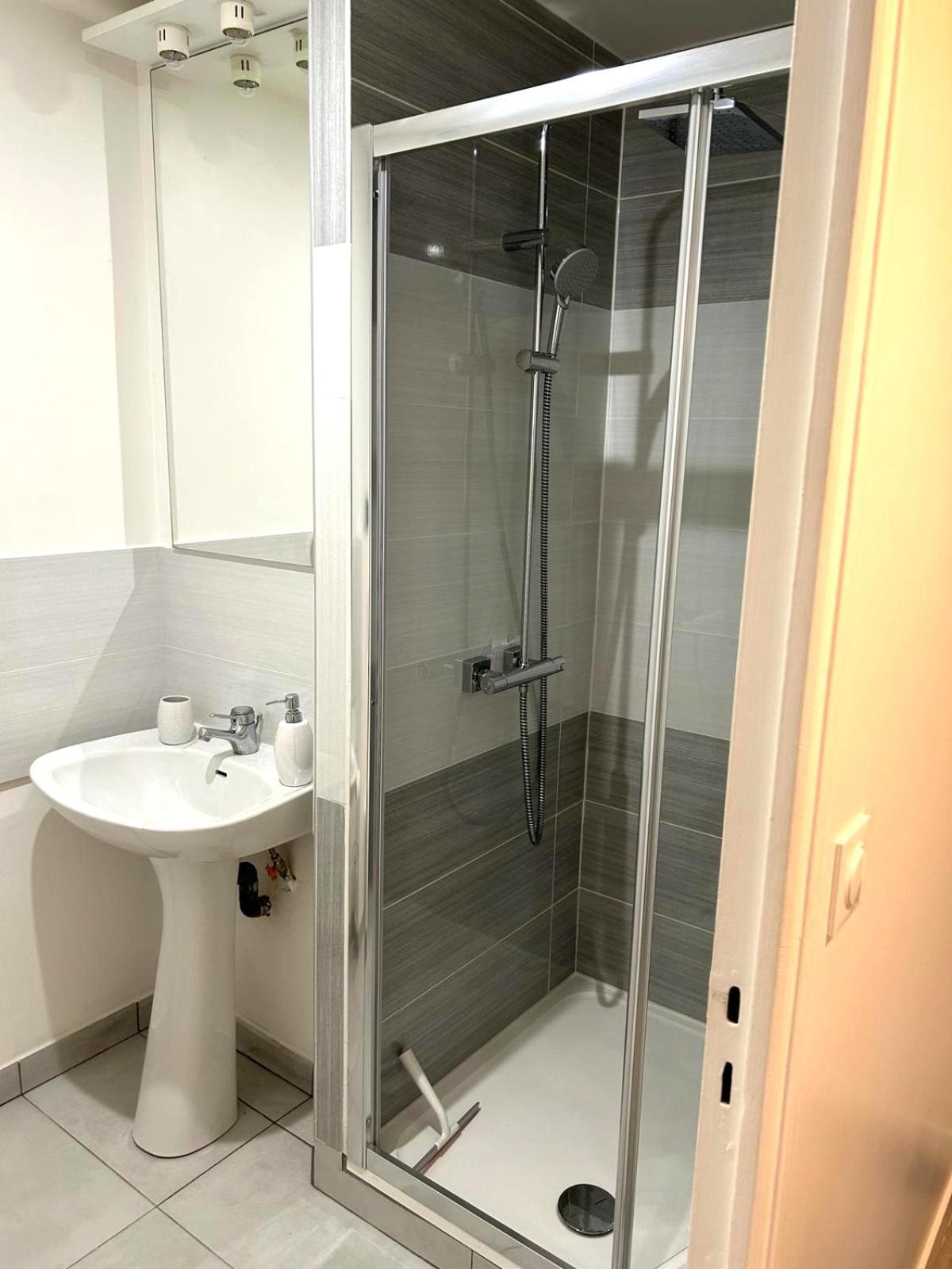 Appartamento Calme Antony, Terrasse, Vue Jardin, Proche Paris Et Orly Antony