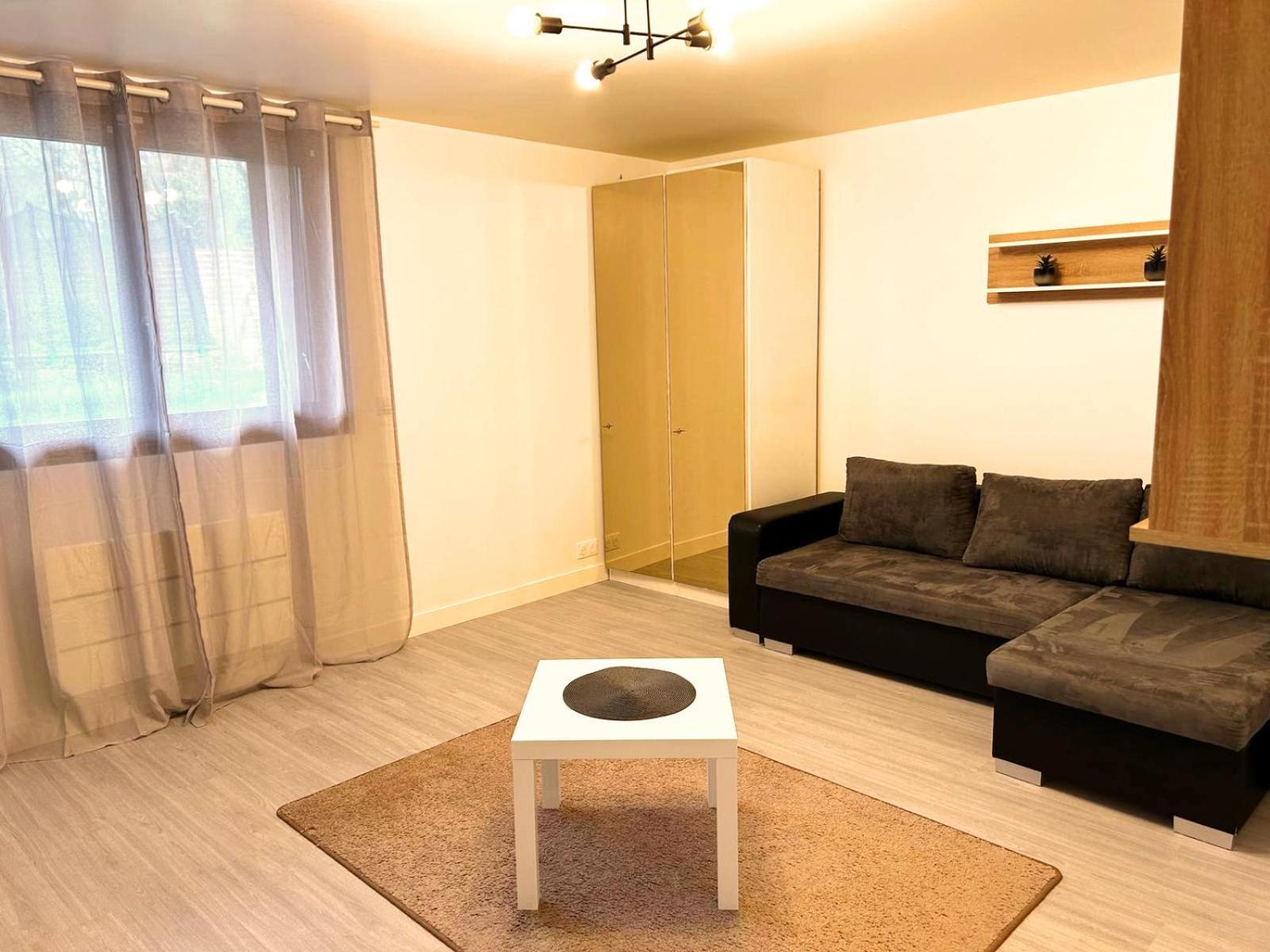 Apartment Calme Antony, Terrasse, Vue Jardin, Proche Paris Et Orly